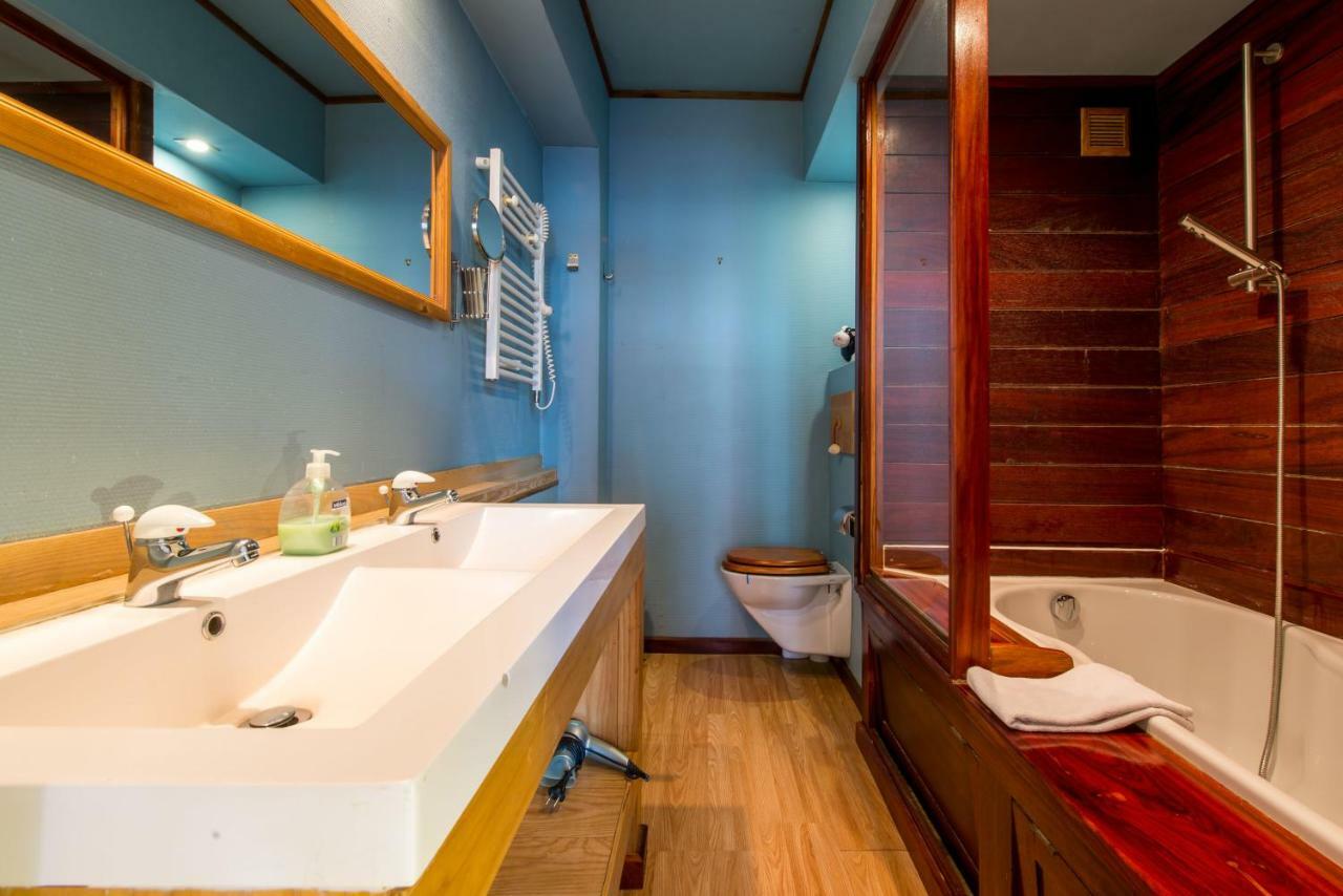 Cornerhouse Level Ten By Romy&Travis Brugge Ngoại thất bức ảnh